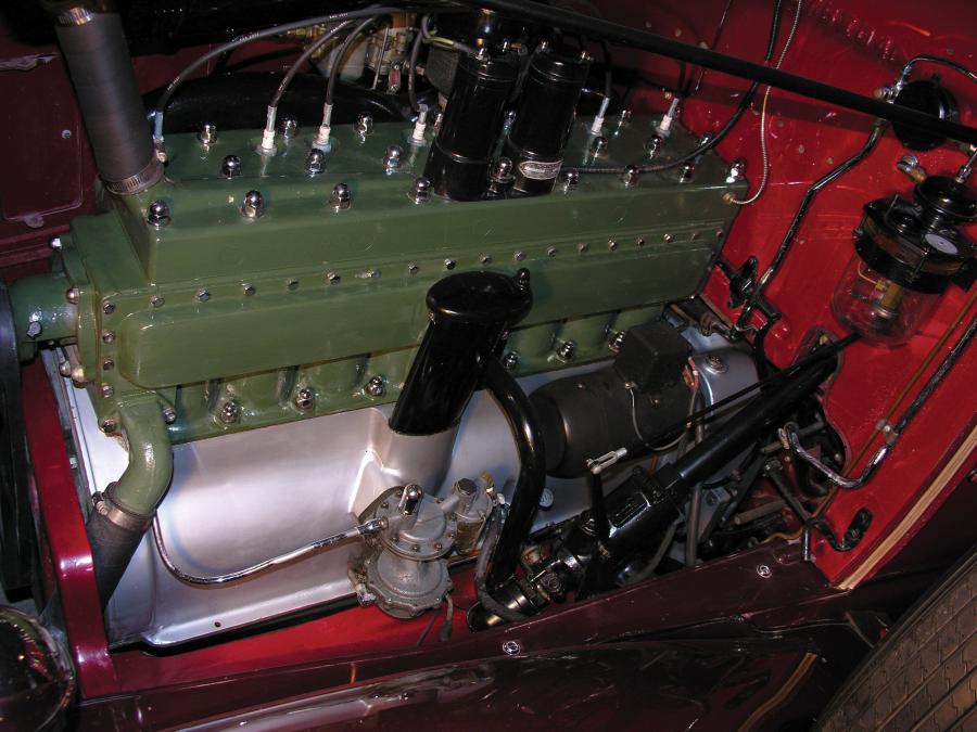  Packard Eight Model 1101 Coupe 1934 года  (фото 6 из 11)